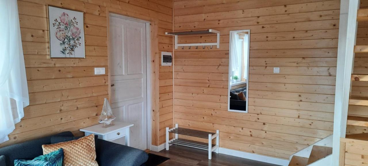 Szary Domek Nad Jeziorem Kolczewo Esterno foto